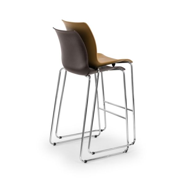 Istiflenebilir Bej Plastik Oturaklı Metal Krom Ayaklı Polipropilen Bar Sandalyesi