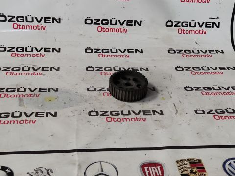 Opel Insignia 2.0 Dizel Mazot pompa kasnağı