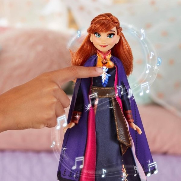 Disney Frozen 2 Şarkı Söyleyen Anna