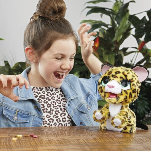 furReal Minik Vahşi Dostum Leopar Lolly