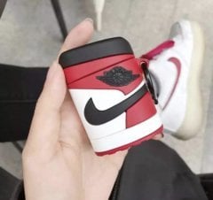 Kırmızı Sneaker Desenli AirPods Kılıf