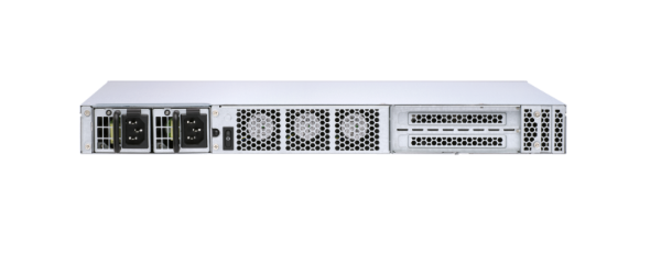 QNAP QuCPE-7012-D2123IT-8G Switch