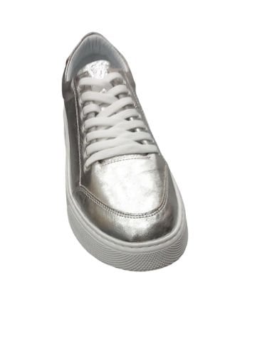 Gümüş Rengi Hakiki Deri Ortopedi Tabanlı Sneakers
