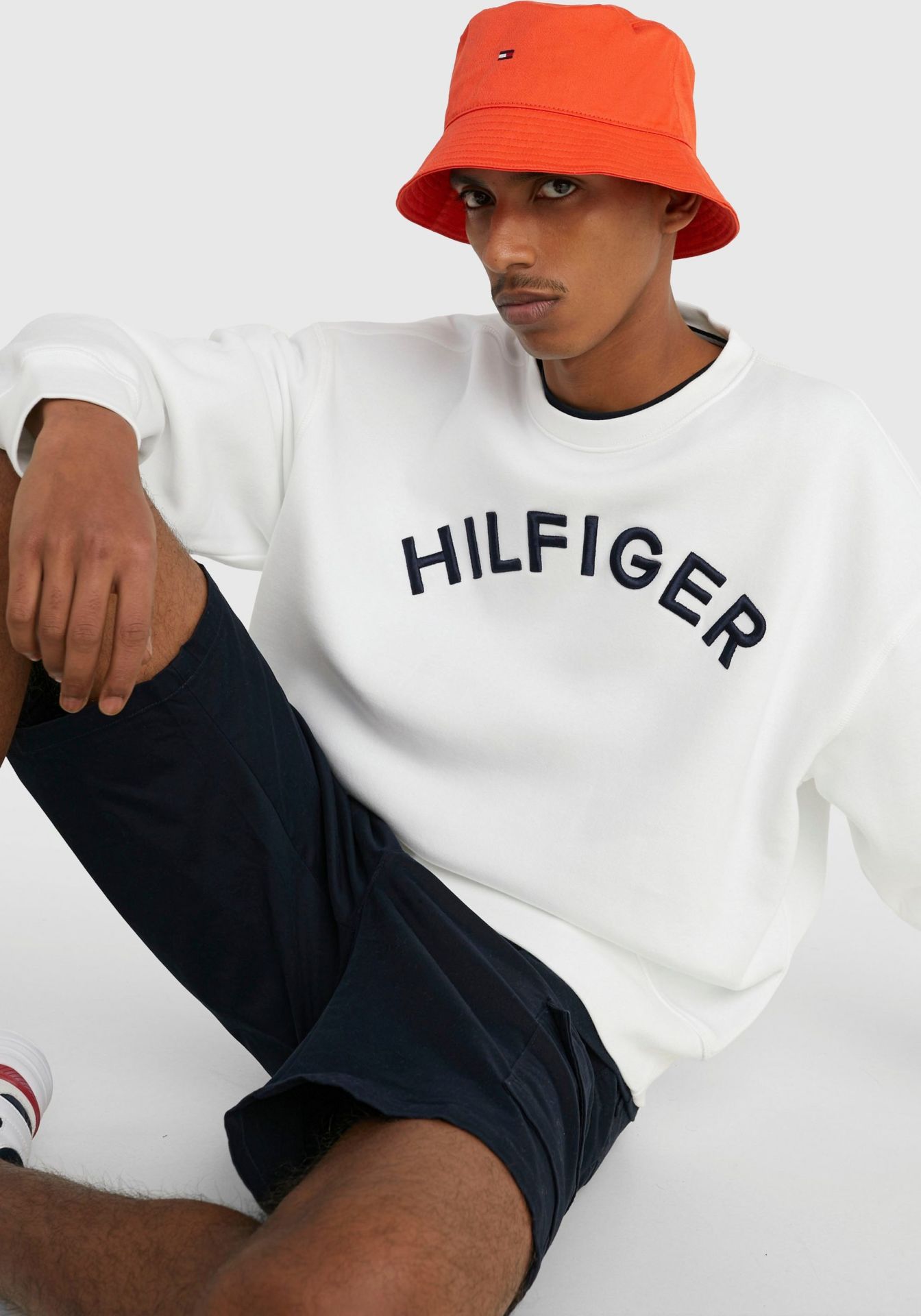 Tommy Hilfiger ERKEK ARCHED CREWNECK Sweatshirt