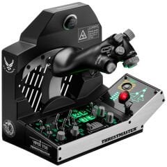 Thrustmaster’ın ABD Hava Kuvvetleri resmi lisanslı gaz kolu ve kumanda paneli.