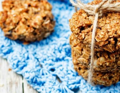 UNSUZ CEVİZLİ & YULAFLI GLUTENSİZ KURABİYE