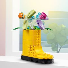 LEGO ® Creator Sulama Kabında Çiçekler 31149 -  3’ü 1 Arada Yaratıcı Oyuncak Yapım Seti (420 Parça)