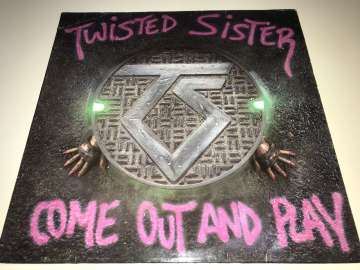 Twisted Sister ‎– Come Out And Play