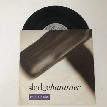 Peter Gabriel – Sledgehammer