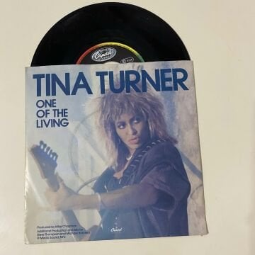 Tina Turner – One Of The Living