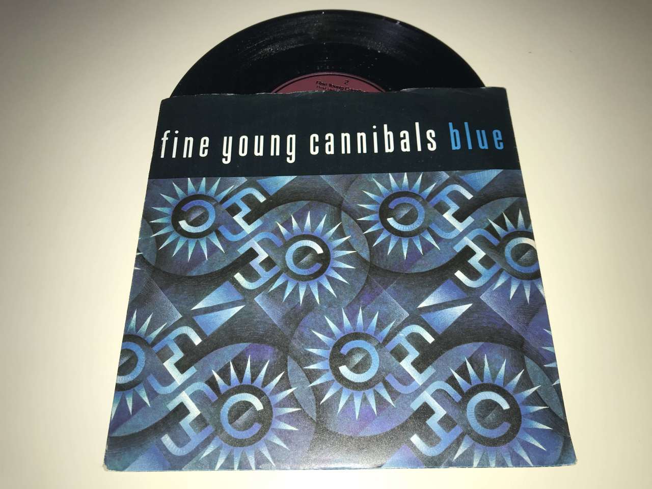 Fine Young Cannibals – Blue