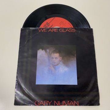 Gary Numan – We Are Glass