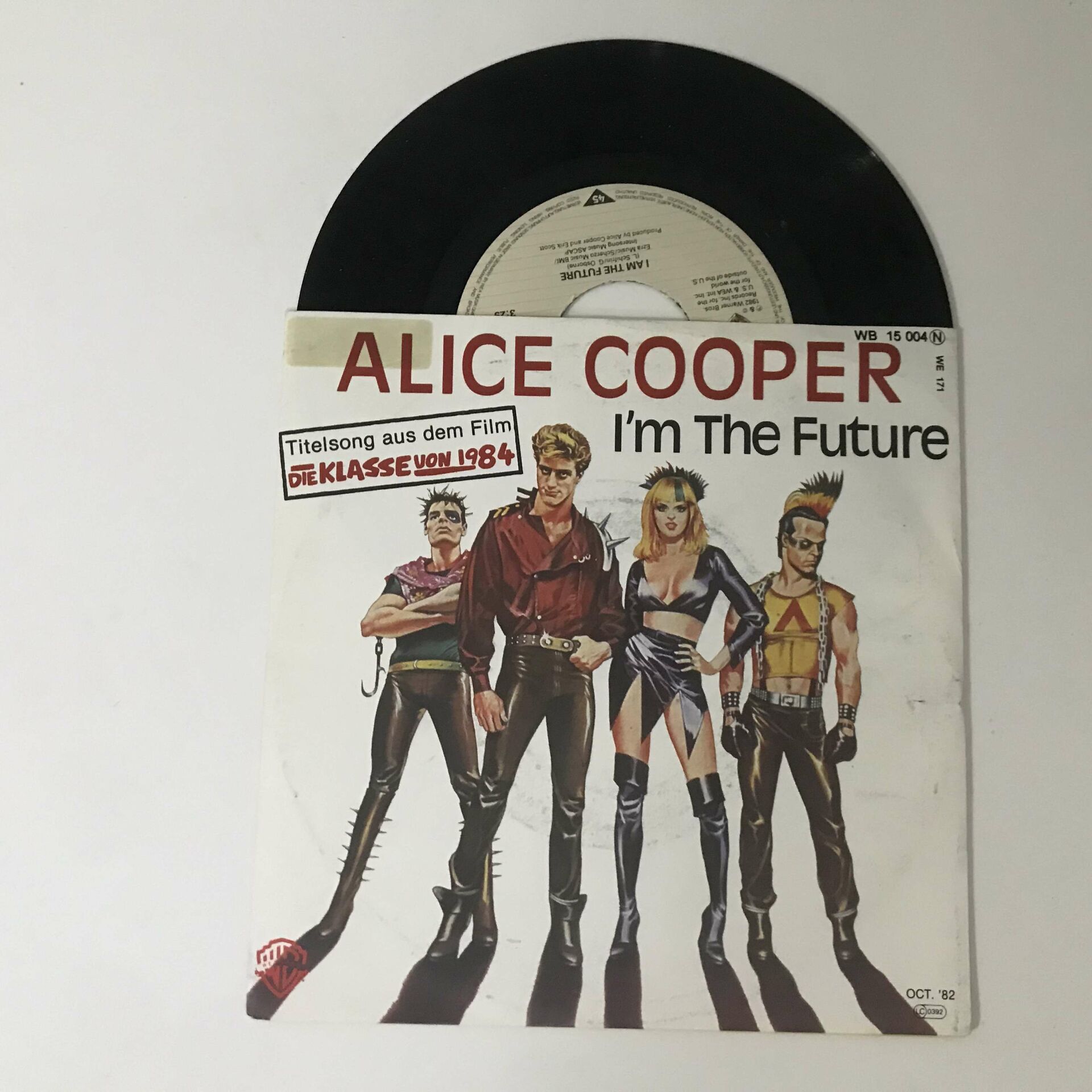 Alice Cooper – I'm The Future
