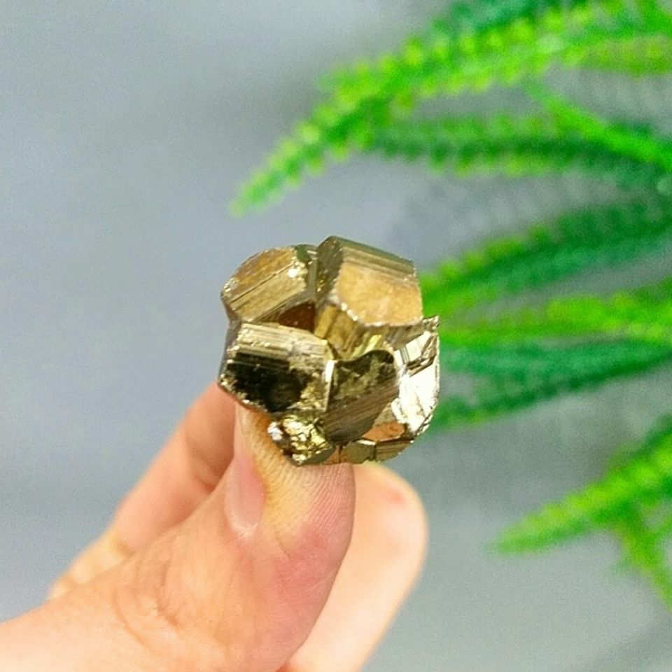 Pirit Taşı Ham Kütle 14 gr