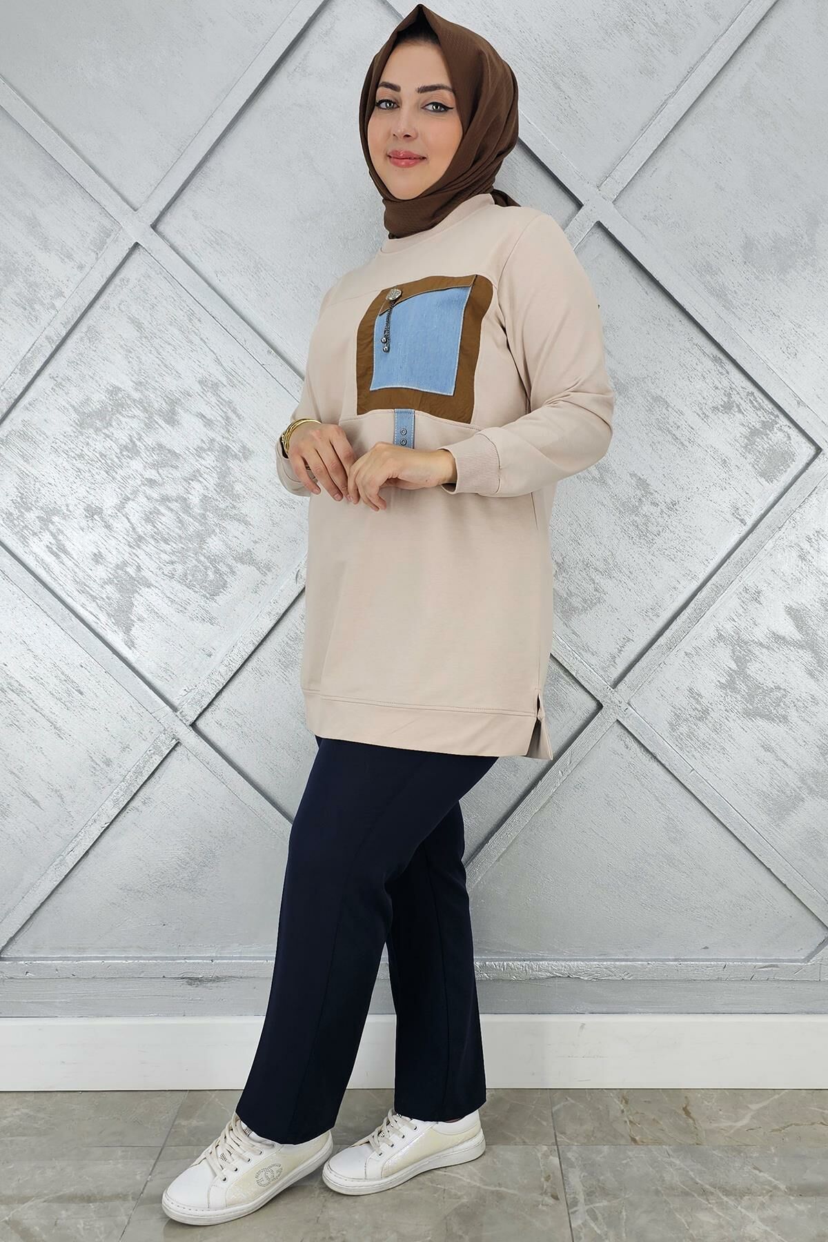 KADIN KOMBİNLİ SALLANTI AKSESUAR DETAYLI TESETTÜR TUNİK BEJ - 2 BEDEN