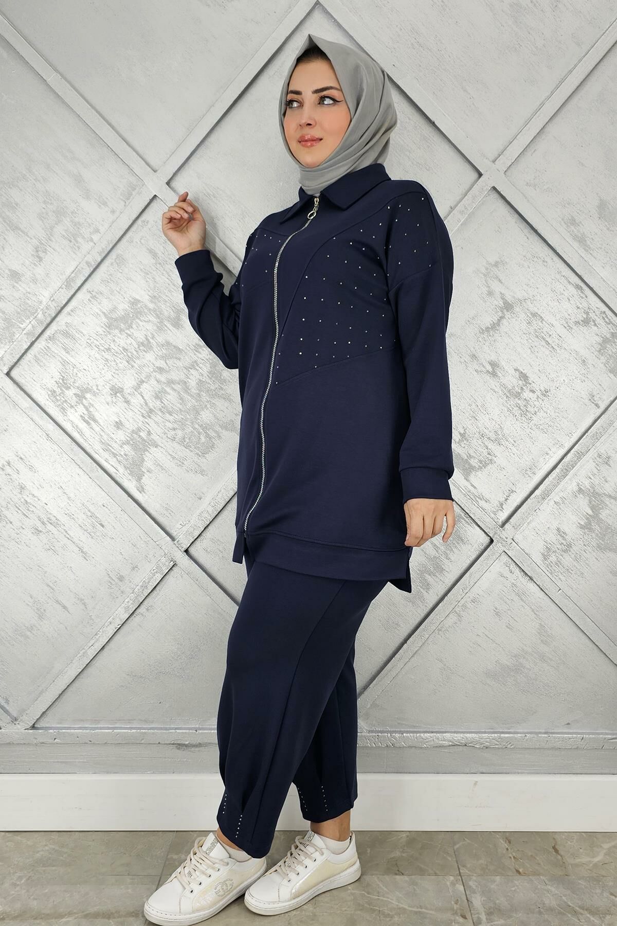 KADIN TAŞ DETAYLI TESETTÜR TAKIM LACİVERT - 5 BEDEN