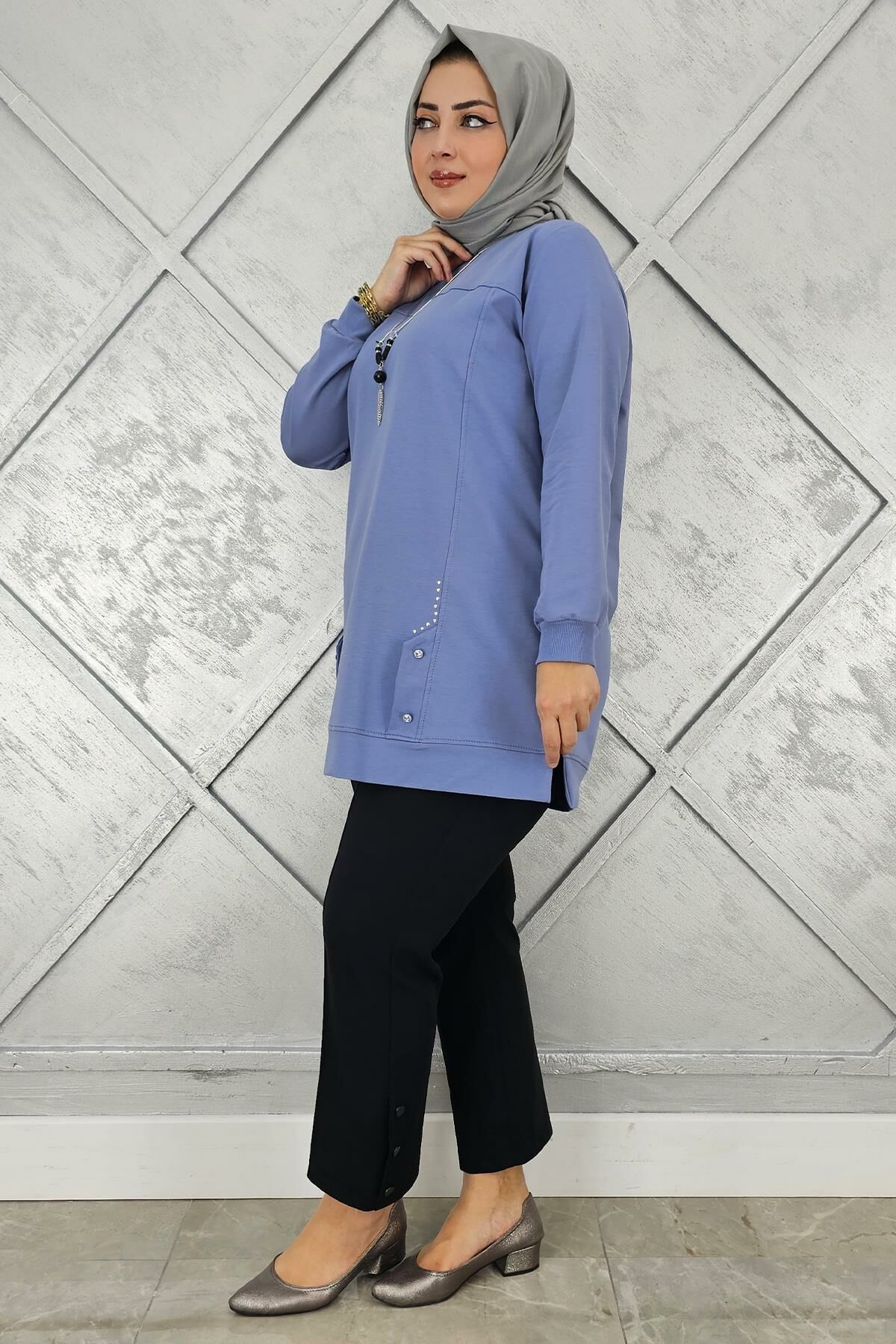 KADIN KOLYE DETAYLI TAŞLI TESETTÜR TUNİK MAVİ - L