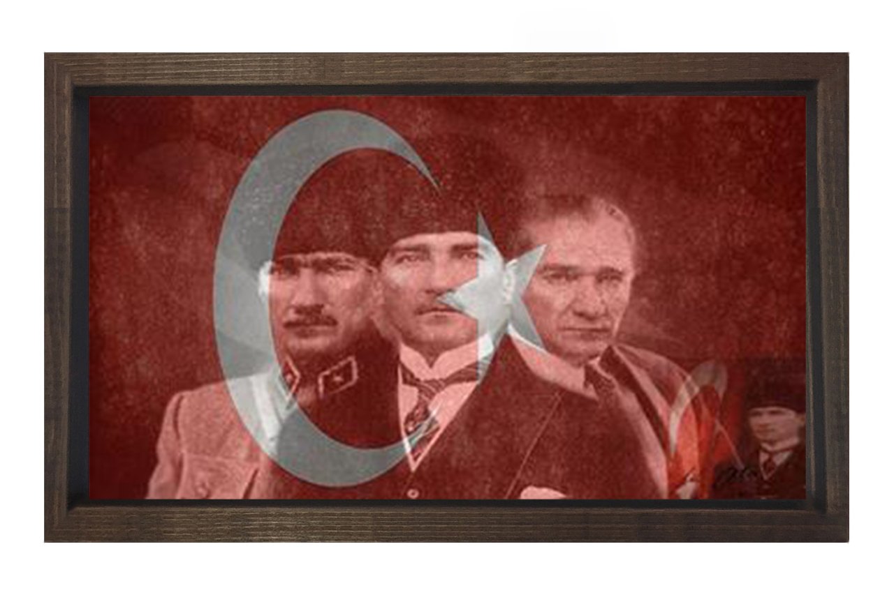 Atatürk Ve Türk Bayrağı Tablosu