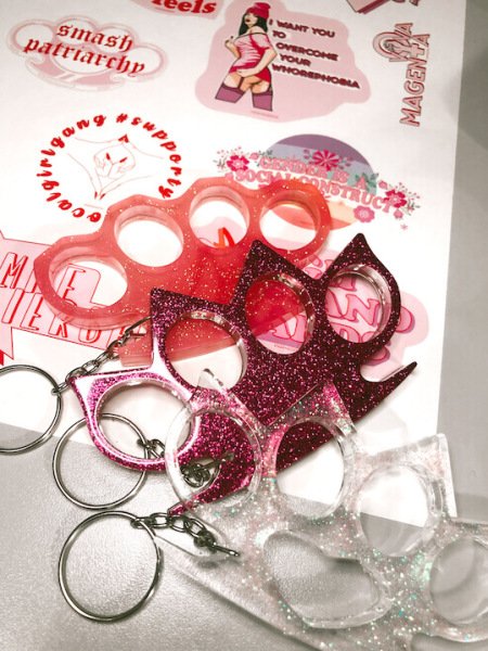 Glam Knuckles Keychain