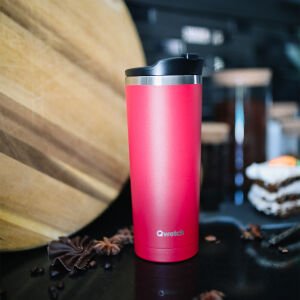 Qwetch QM6097 Isı Yalıtımlı 470ml Termos Mug – Kırmızı