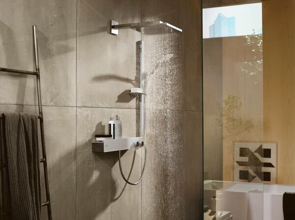 HANSGROHE RAINDANCE E TEPE DUSU 300 1JET DUS DIRSEGI ILE PARLAK ALTIN 26238990