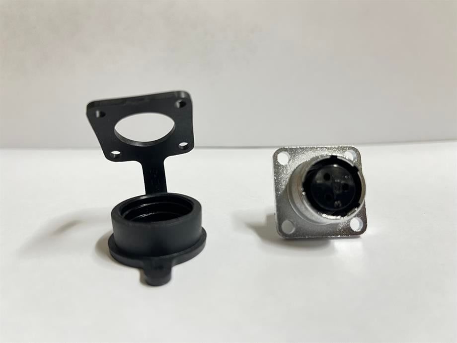 MAOJWEI P16-F3 IP65 3 Pin Panel Dişi Konnektör