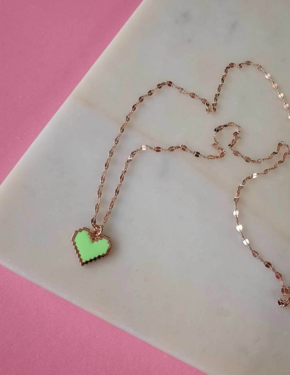 Mint Yeşili Mineli Mini Kalp Kolye