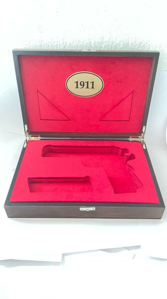 Salvatore Walnut Pistol Bag Fits Colt 1911 – Genuine Wood Gun Case for Secure Storage