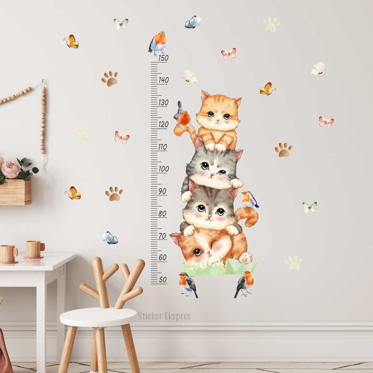 Sevimli Kediler Boy Cetveli Boy Ölçer Çocuk Odası Duvar Sticker Seti