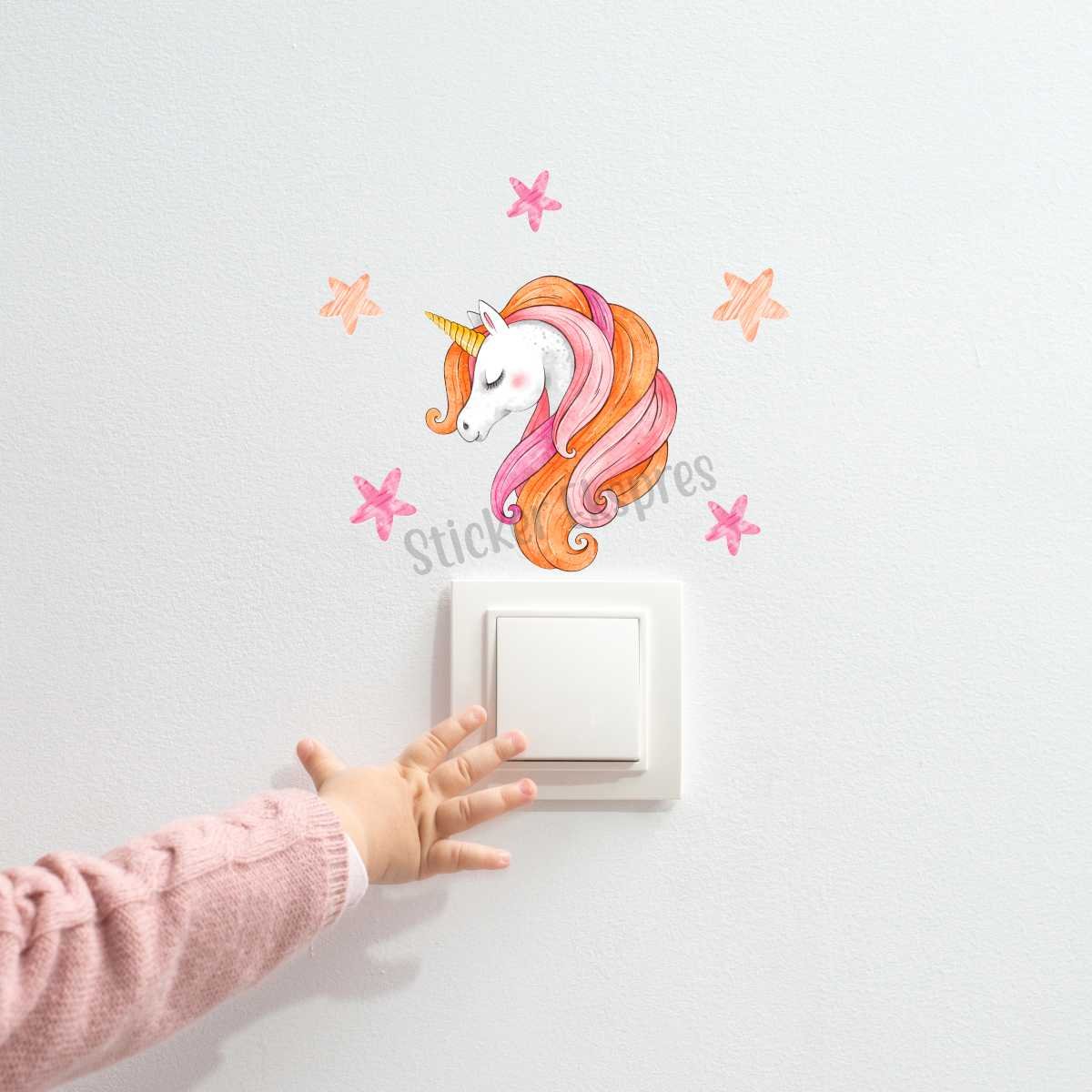 Unicorn Ve Yıldızlar Dekoratif Priz Sticker
