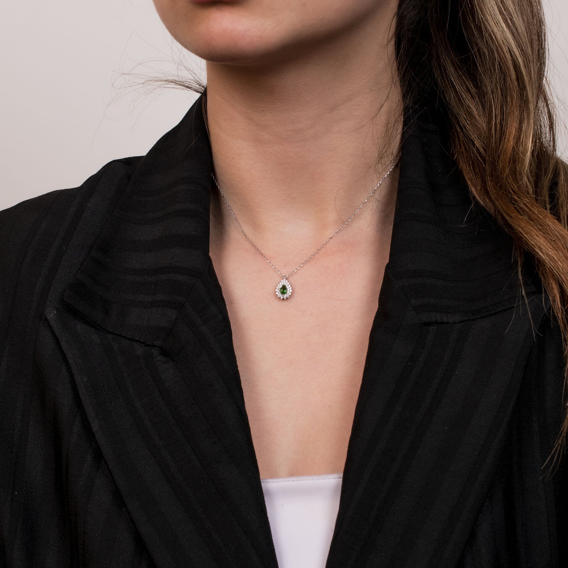 Nur Silver Yeşil Taşlı Damla Model Gümüş Kolye NUR-KL02457