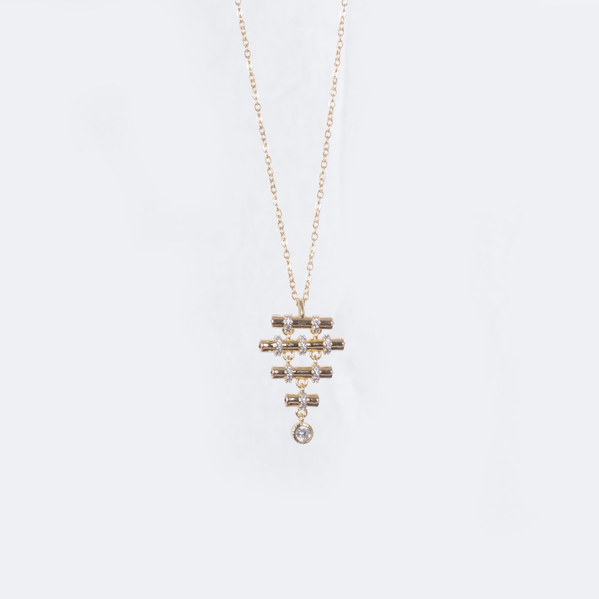Nur Silver Piramit Model Çelik Kolye - NUR-CL00397