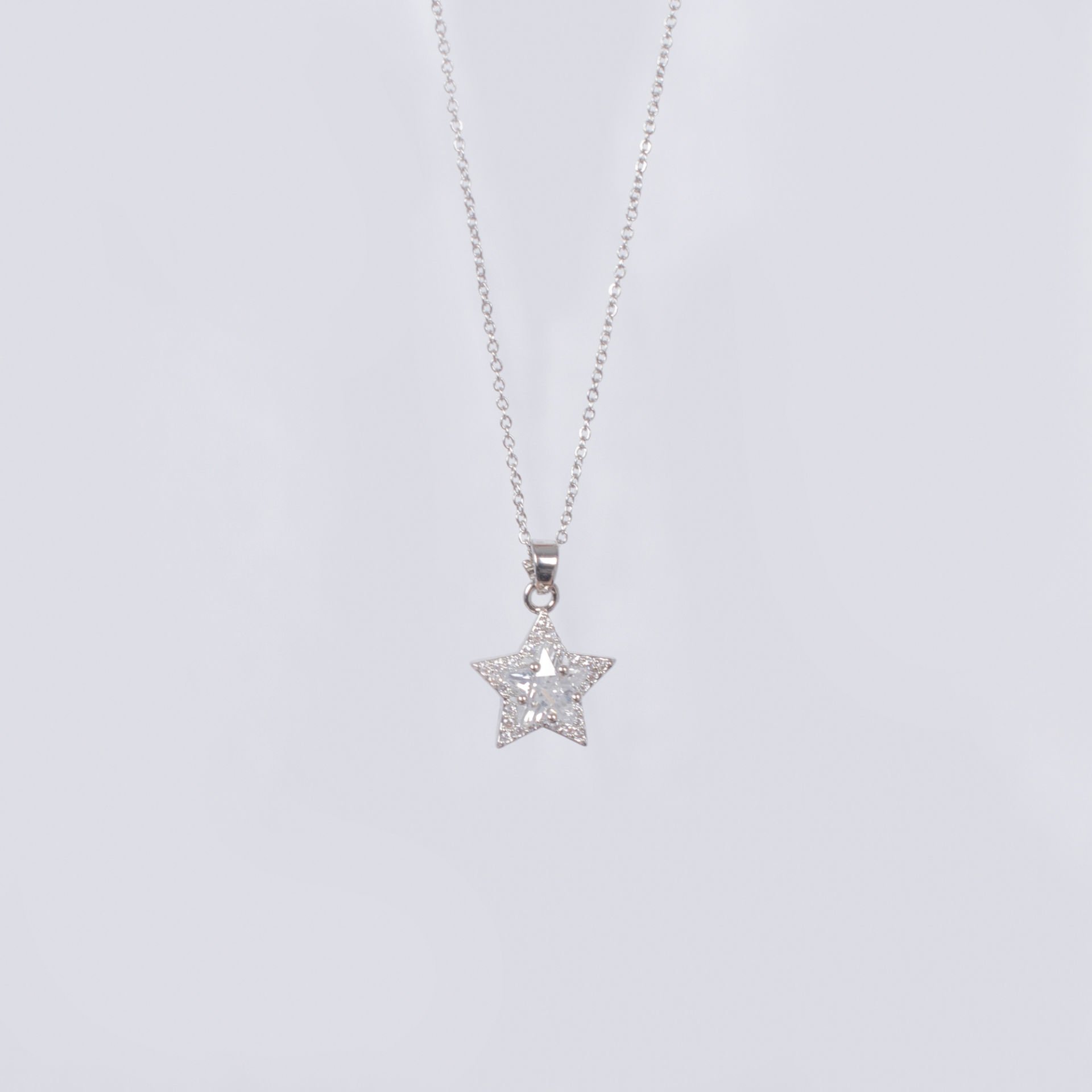 Nur Silver Taşlı Yıldız Çelik Kolye - NUR-CL00408