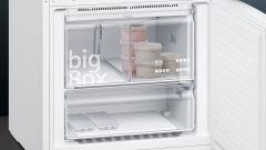 Siemens iQ500 Alttan Donduruculu Buzdolabı 186 x 75 cm Beyaz KG76NAWF0N