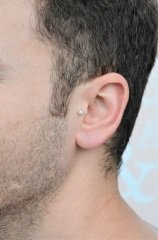 Erkek Çelik Taşlı Piercing Tragus Helix Kıkırdak Gold