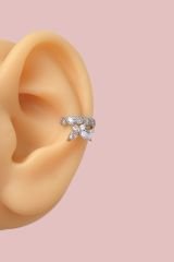 Kelebekli Sıkıştırmalı Kıkırdak Küpesi Taşlı Earcuff Gümüş Renkli