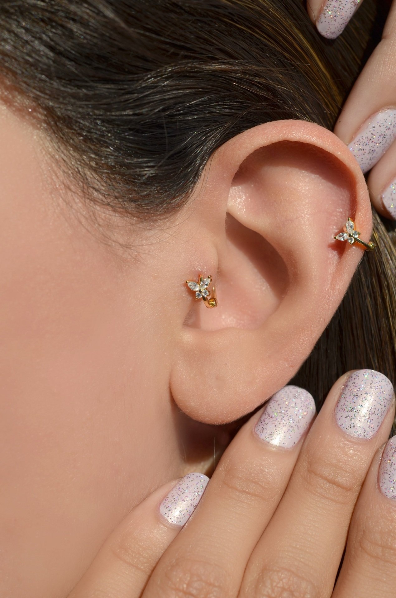 Gold Kelebek Tragus Piercing