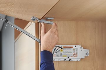 Blum Aventos HF Katlanır Kapak Makası