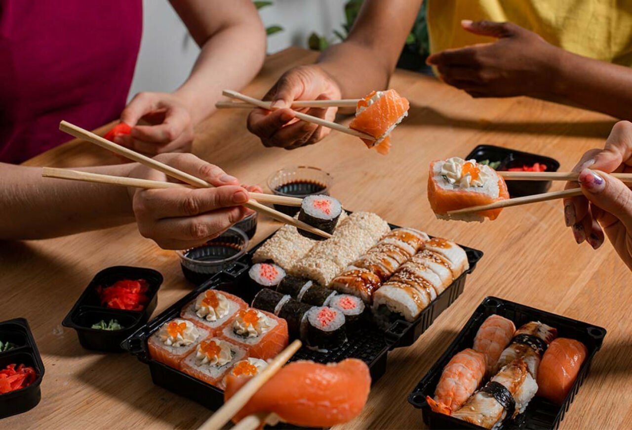 Sushi Sunum Ekipmanları: Kusursuz Sunumun Püf Noktaları