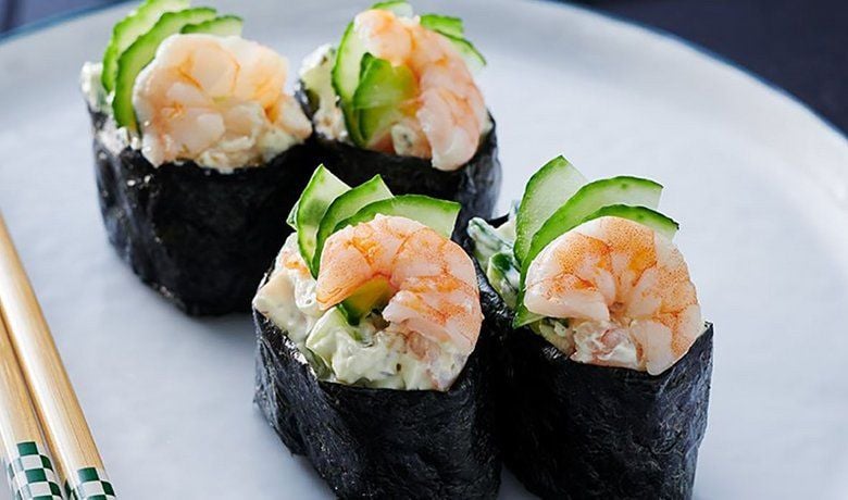 Thai Usulü Karidesli Sushi: Egzotik ve Lezzetli Bir Deneyim