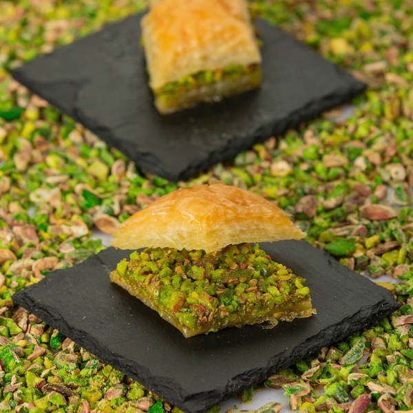 Fıstıklı Özel Baklava