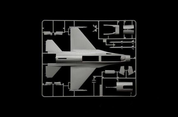 1/48 F-16C Fighting Falcon