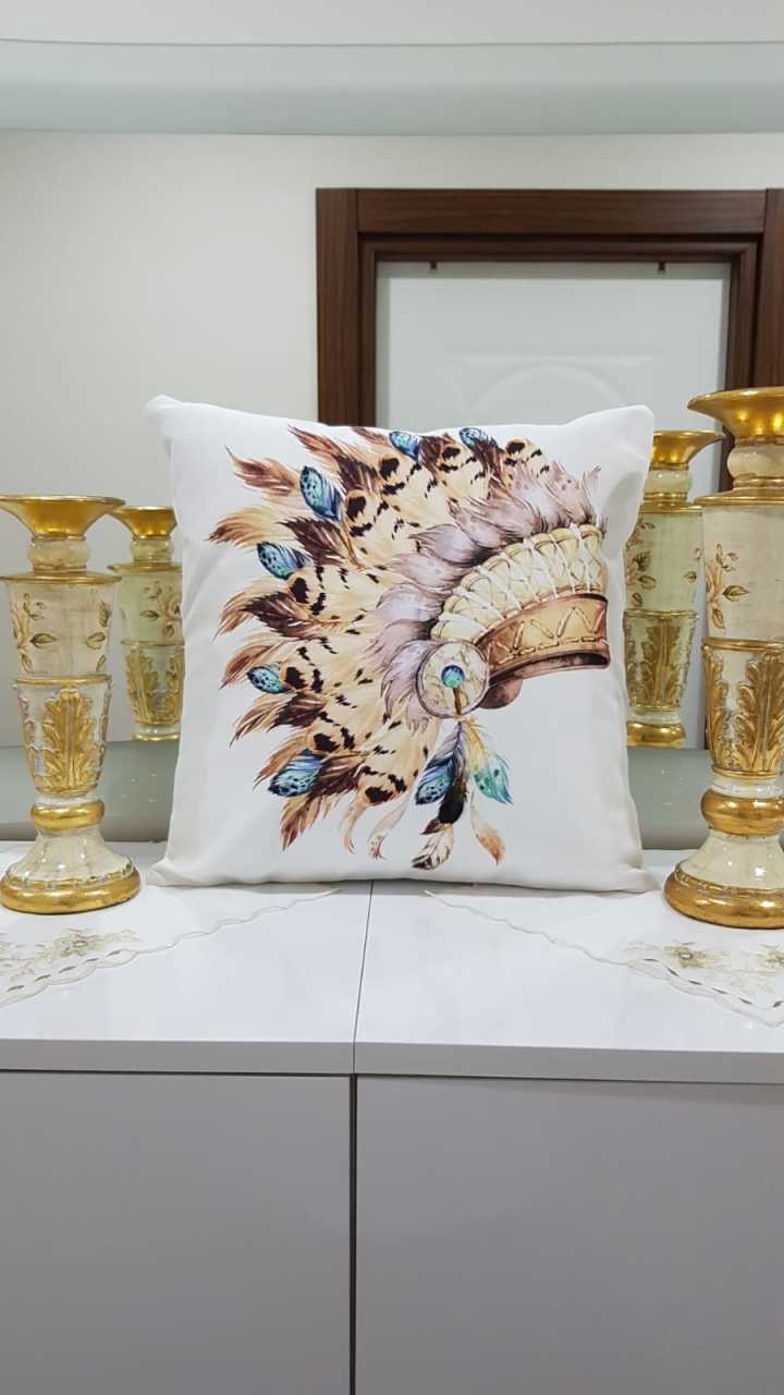 Beyaz & Renkli Şans Tüyü Kızılderili Desenli Dekoratif Kırlent Kılıfı