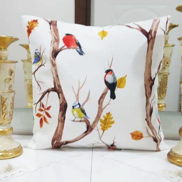 Renkli & Beyaz Kuş Ve Sonbahar Desenli Dekoratif Kırlent Kılıfı