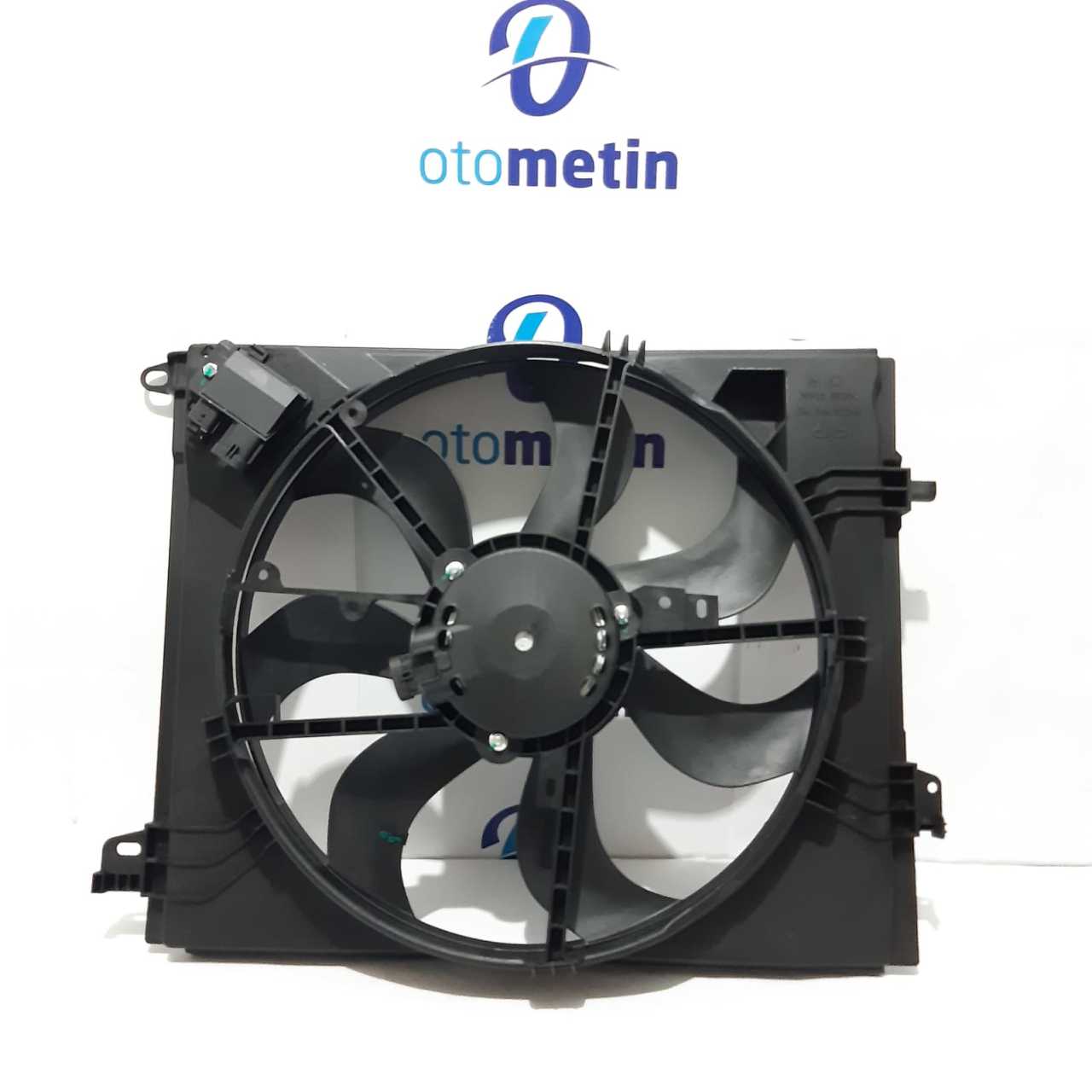 Fan Motoru (Su+Klima) Davlumbazlı Tekli Fan Rezistanslı | Renault Megane 4 Sedan 1.5 DCİ