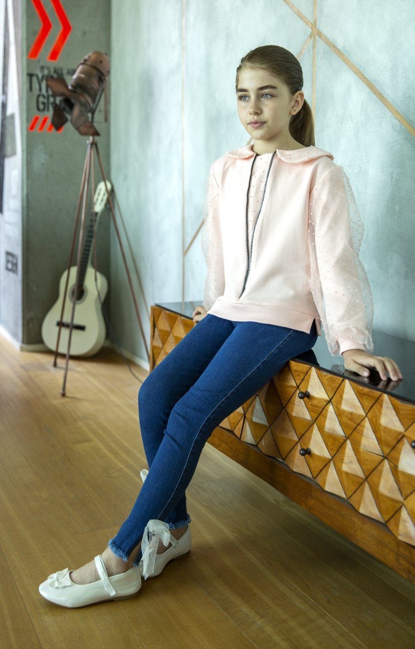 Casual Model with Decorative Zipper Pink Color