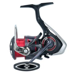 Daiwa Fuego 20 LT 2500 XH Spin Makinesi