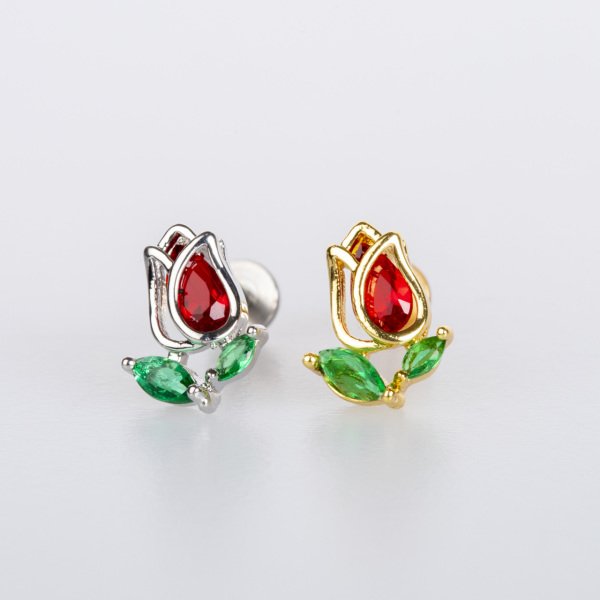 Piercing Tragus Çiçek