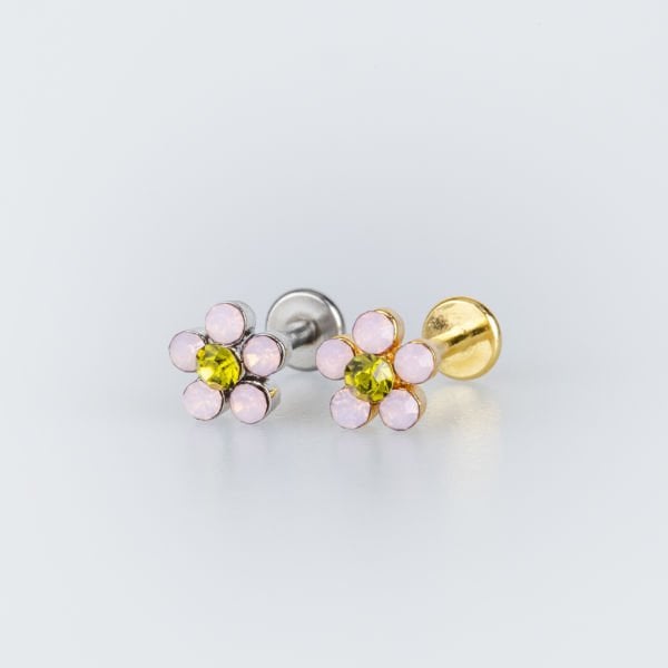 Piercing Tragus Çiçek