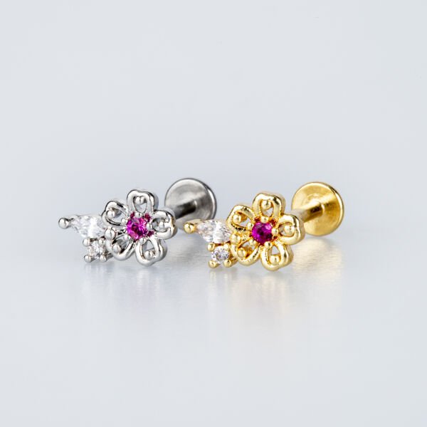 Piercing Tragus Çiçek